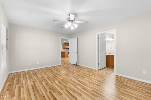 402 Pinefield Place, Thomasville, NC 27360