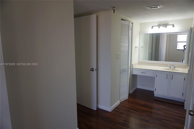 290 174th St 2014, Sunny Isles Beach, FL 33160