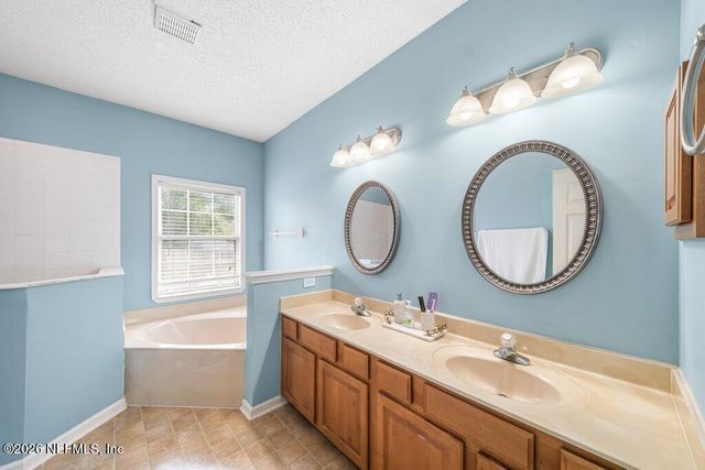 12529 CLIFFROSE Trail, Jacksonville, FL 32225