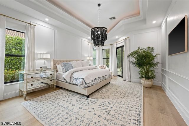 9833 Clear Lake CIR, Naples, FL 34109