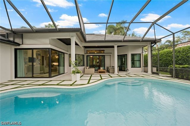 9833 Clear Lake CIR, Naples, FL 34109