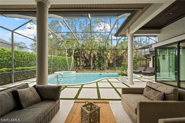 9833 Clear Lake CIR, Naples, FL 34109