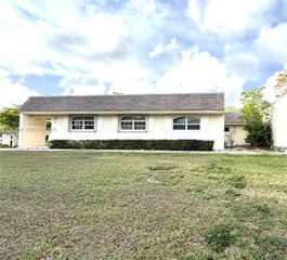 11223 SW 170th Ter V4132, Miami, FL 33157