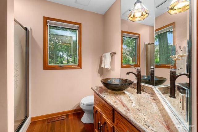 5425 Route 71, Oswego, IL 60543