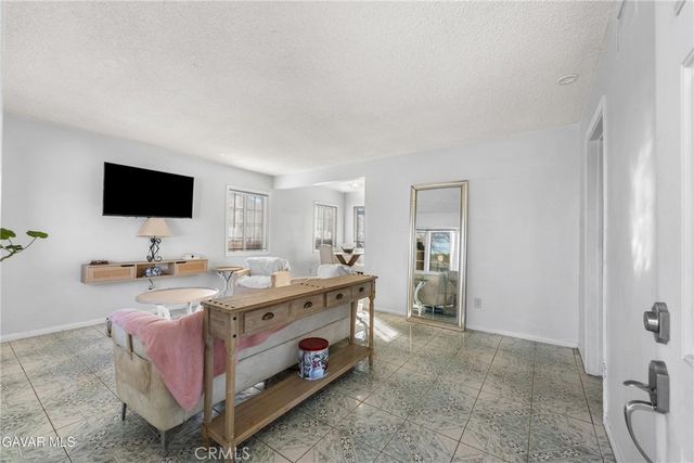 38609 Glenraven, Palmdale, CA 93550