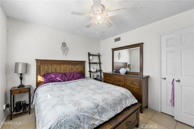 38609 Glenraven, Palmdale, CA 93550