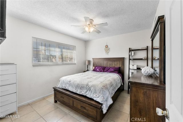 38609 Glenraven, Palmdale, CA 93550