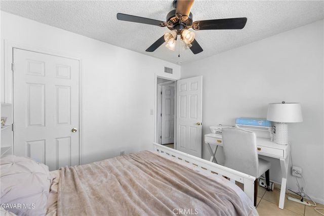 38609 Glenraven, Palmdale, CA 93550