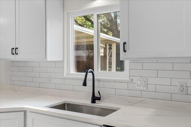 2301 Brookhill DR, Austin, TX 78745