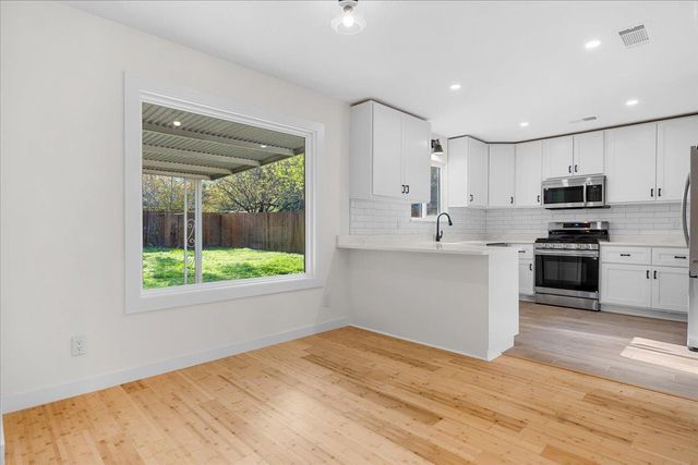 2301 Brookhill DR, Austin, TX 78745