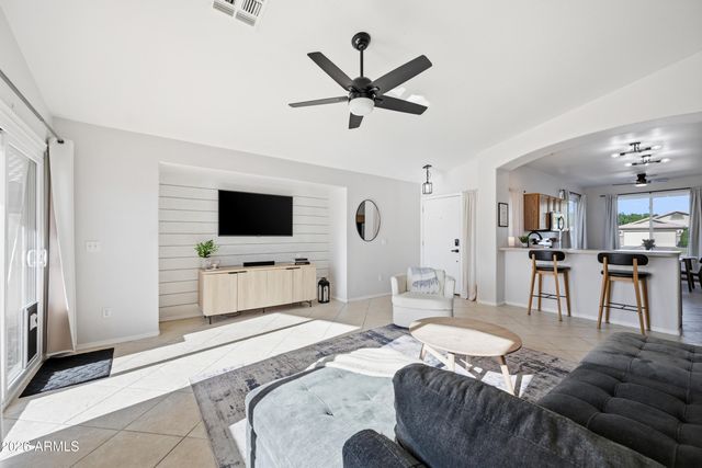 1994 S SPARTAN Street, Gilbert, AZ 85233