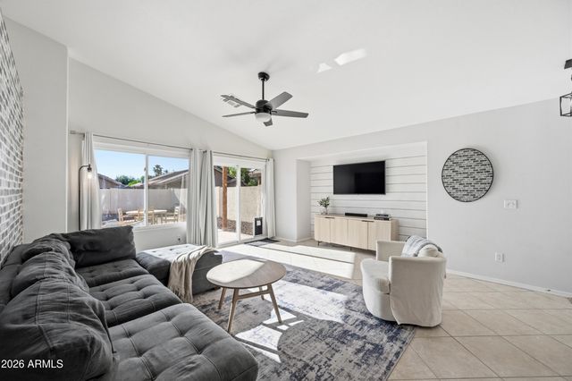 1994 S SPARTAN Street, Gilbert, AZ 85233