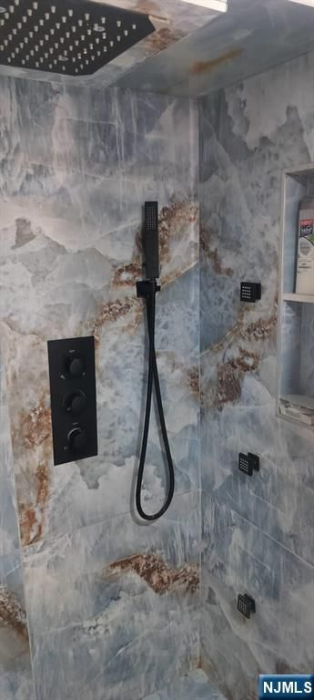 29 Poplar, Lodi, NJ 07644