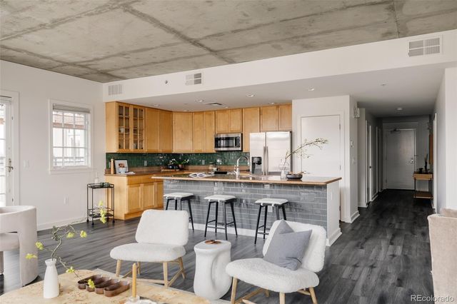 275 S Harrison Street 501, Denver, CO 80209