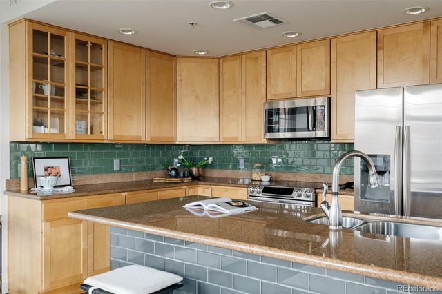 275 S Harrison Street 501, Denver, CO 80209