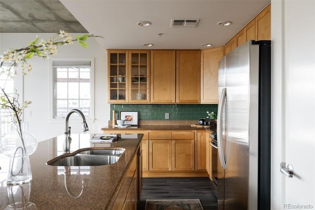 275 S Harrison Street 501, Denver, CO 80209