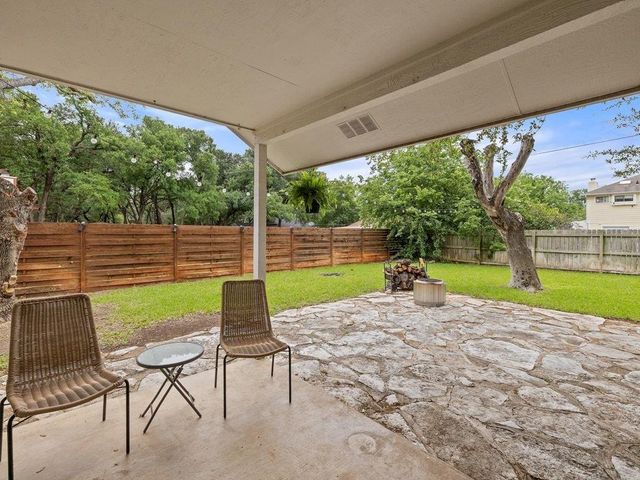201 N Rainbow Bridge DR, Cedar Park, TX 78613