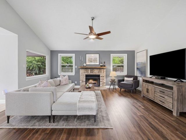 201 N Rainbow Bridge DR, Cedar Park, TX 78613