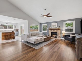 201 N Rainbow Bridge DR, Cedar Park, TX 78613