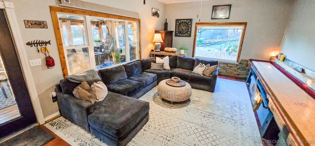 115988 S 4302 Road, Porum, OK 74455