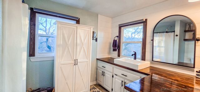 115988 S 4302 Road, Porum, OK 74455