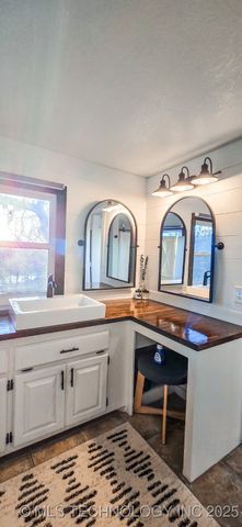 115988 S 4302 Road, Porum, OK 74455