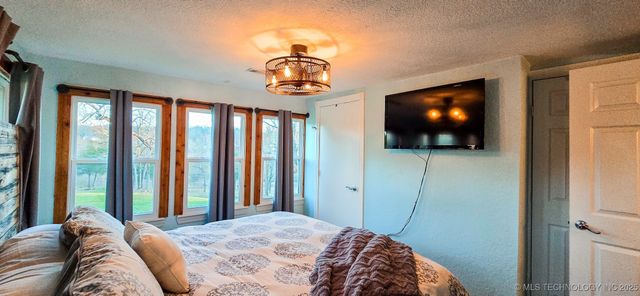 115988 S 4302 Road, Porum, OK 74455