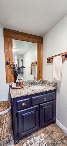 115988 S 4302 Road, Porum, OK 74455