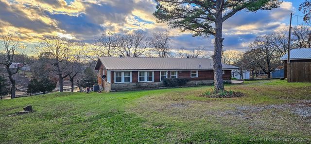 115988 S 4302 Road, Porum, OK 74455