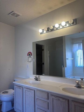 3920 RANCHO CENTRO NW, Albuquerque, NM 87120