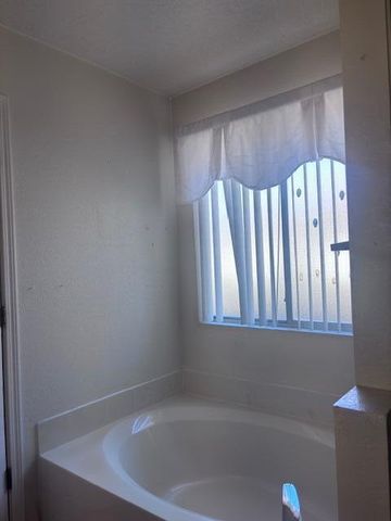 3920 RANCHO CENTRO NW, Albuquerque, NM 87120