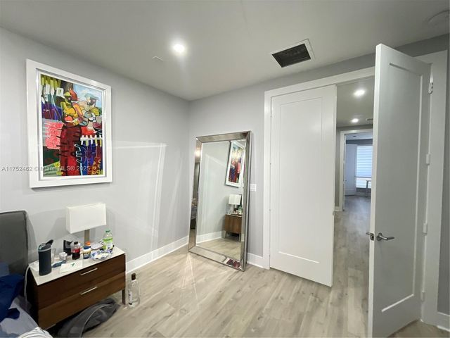 6651 NW 105th Pl 6651, Doral, FL 33178