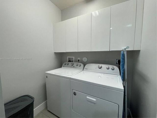 6651 NW 105th Pl 6651, Doral, FL 33178