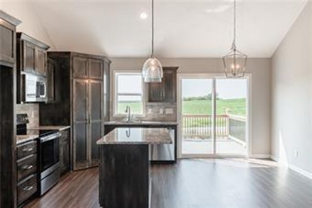 1104 Eagle Crest Drive, Holden, MO 64040