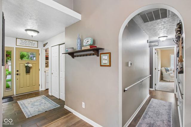 12428 Winding Creek Lane, Indianapolis, IN 46236