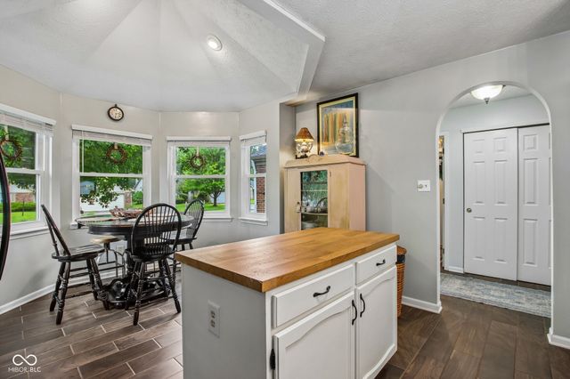 12428 Winding Creek Lane, Indianapolis, IN 46236