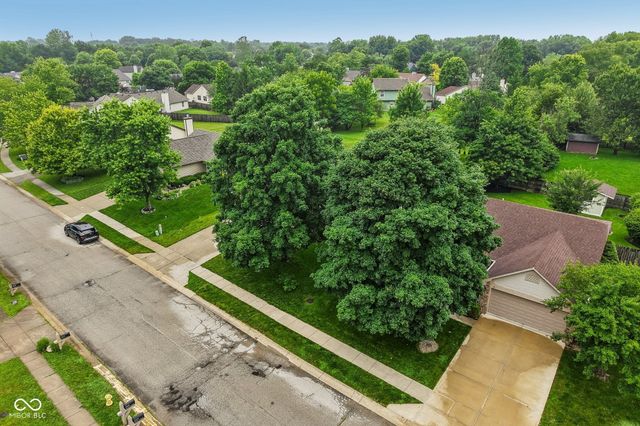 12428 Winding Creek Lane, Indianapolis, IN 46236