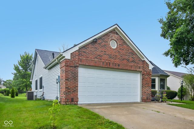 12428 Winding Creek Lane, Indianapolis, IN 46236
