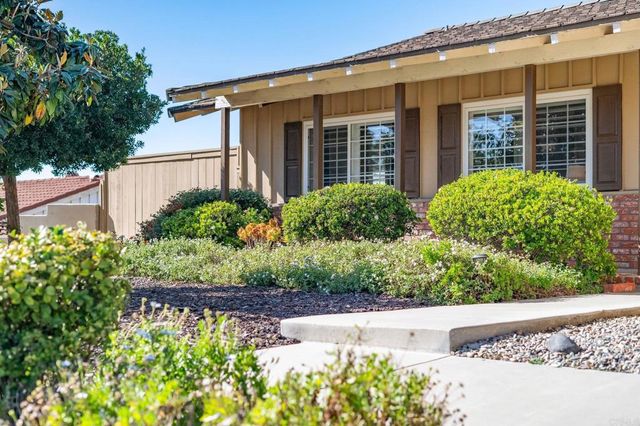 12376 Frontera Rd, San Diego, CA 92128