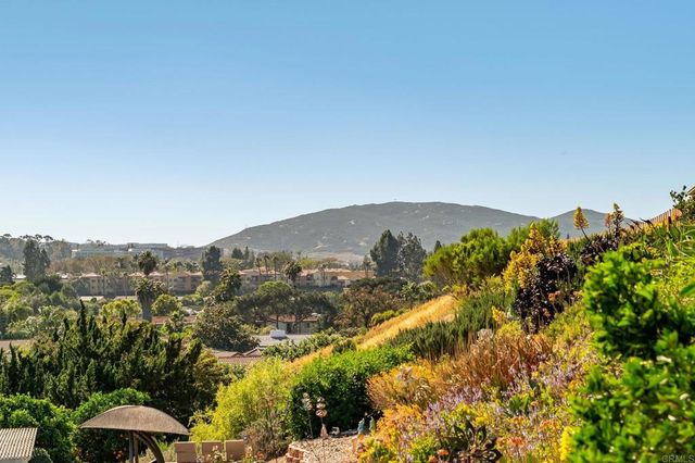 12376 Frontera Rd, San Diego, CA 92128