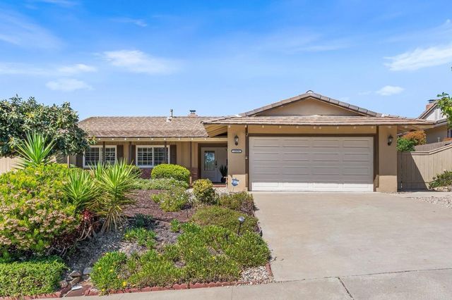 12376 Frontera Rd, San Diego, CA 92128