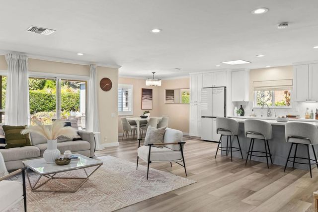 12376 Frontera Rd, San Diego, CA 92128