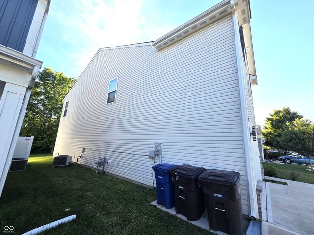 1009 Balto Drive, Shelbyville, IN 46176