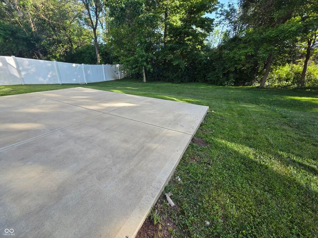 1009 Balto Drive, Shelbyville, IN 46176