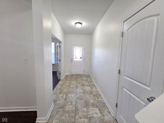 1009 Balto Drive, Shelbyville, IN 46176
