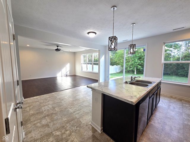 1009 Balto Drive, Shelbyville, IN 46176