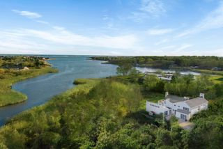 53 Bay Avenue, Water Mill, NY 11976