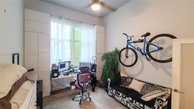 2001 Biscayne Blvd 2117, Miami, FL 33137