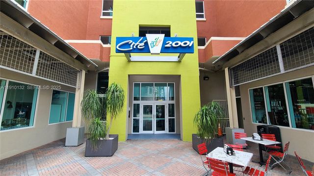 2001 Biscayne Blvd 2117, Miami, FL 33137