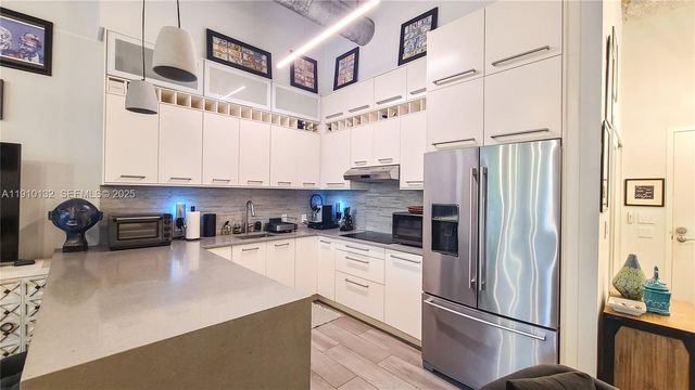 2001 Biscayne Blvd 2117, Miami, FL 33137